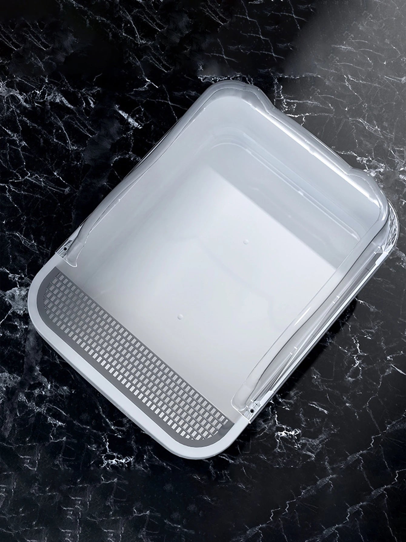 Semi-closed splash-proof litter box (with litter scoop)