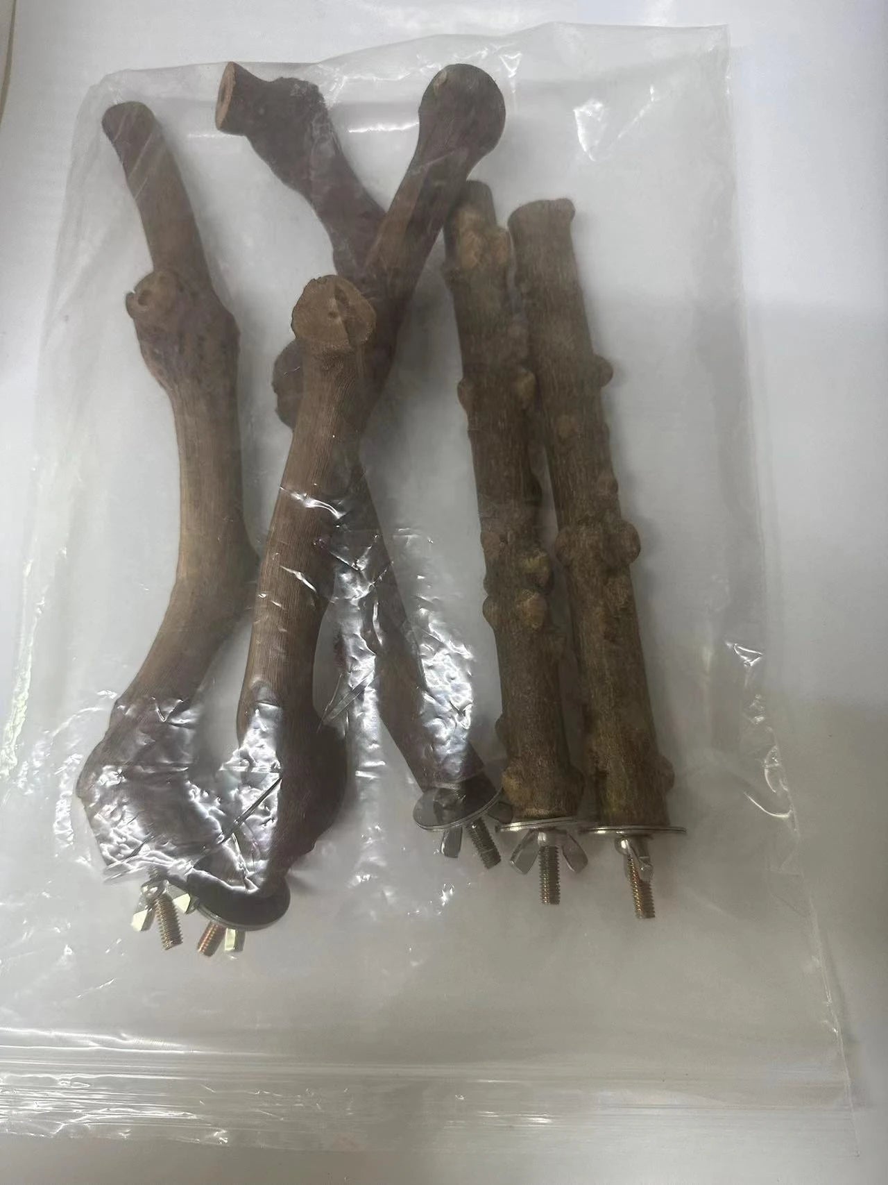Standing Stick Wild Grape Wood for Parrot